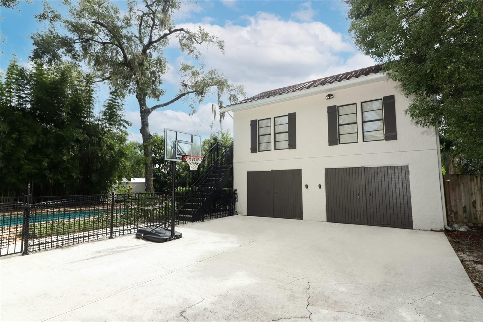 LAKE KNOWLES TERRACE ADD 02 - Residential Lease