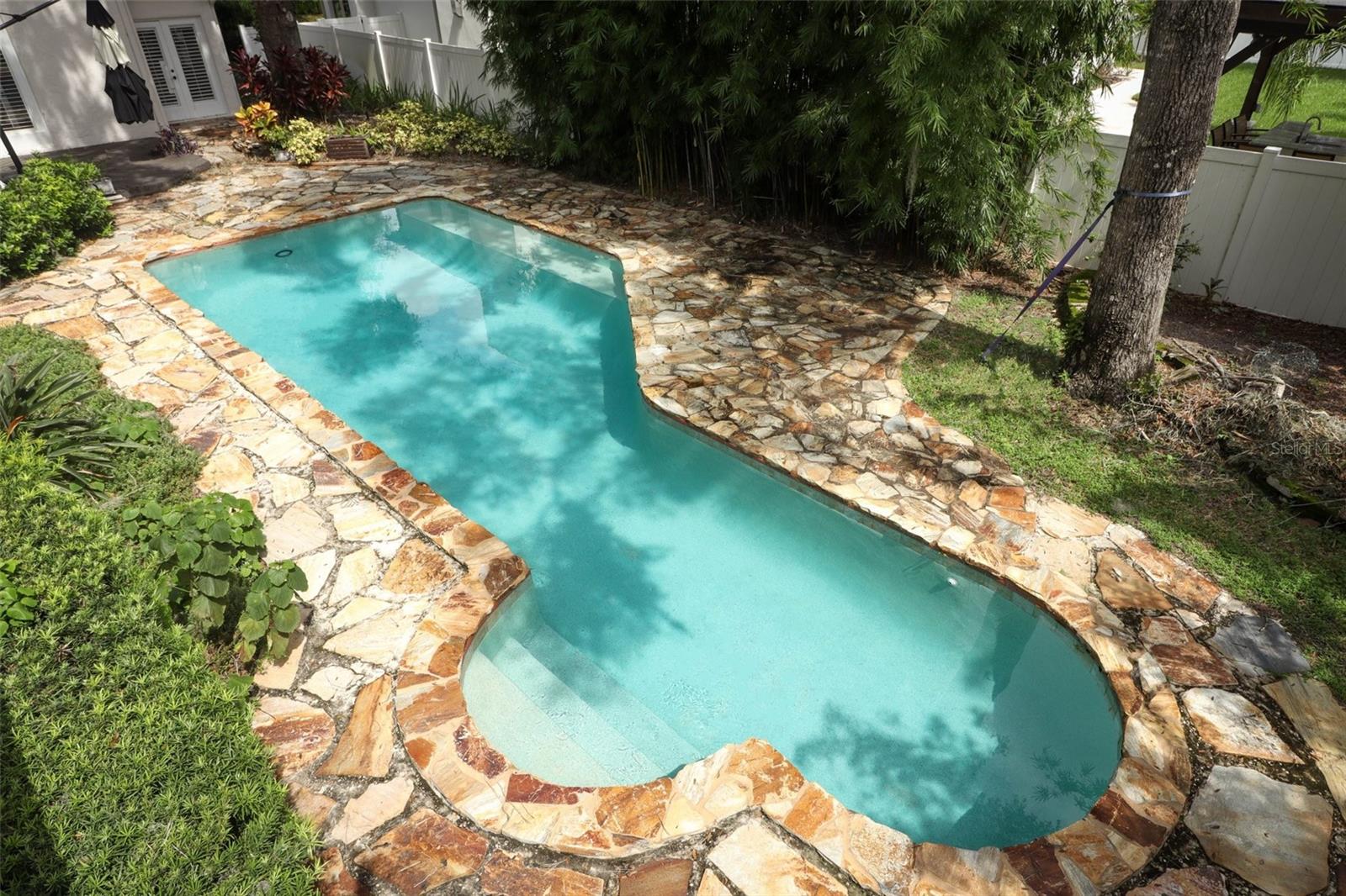 LAKE KNOWLES TERRACE ADD 02 - Residential Lease