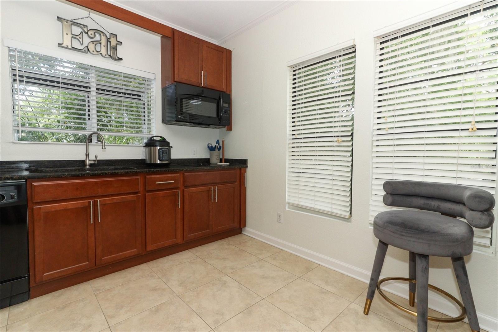 LAKE KNOWLES TERRACE ADD 02 - Residential Lease