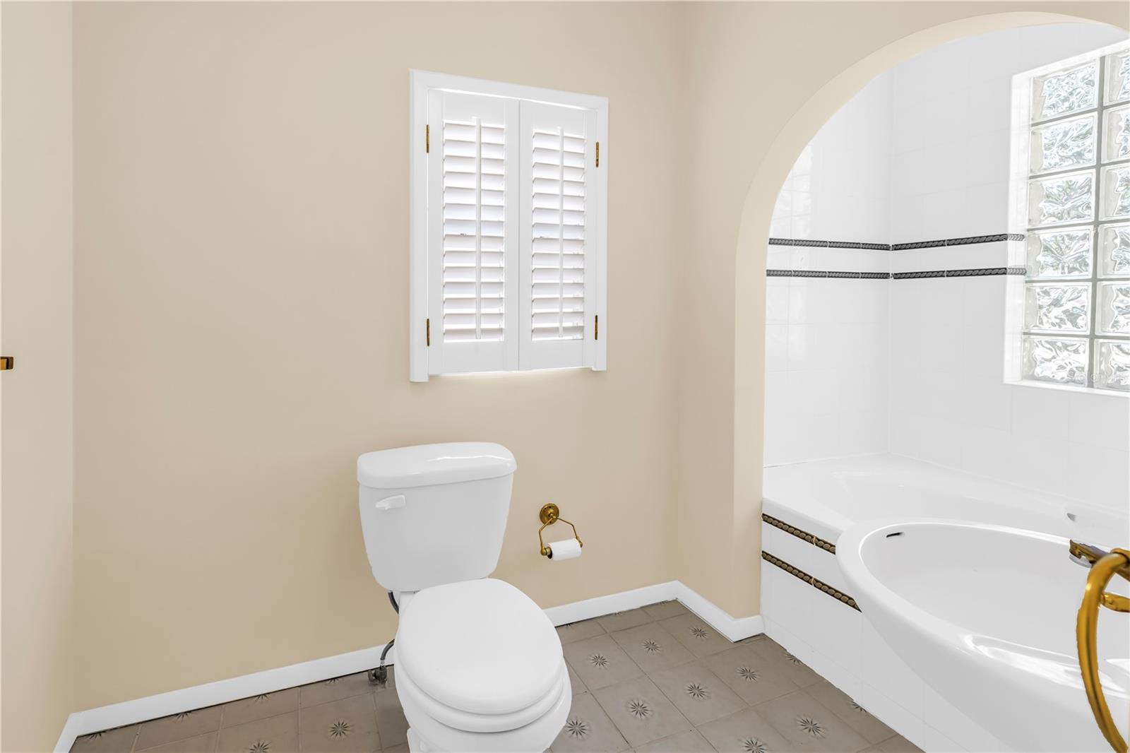 GRANADA TERRACE ADD - Residential