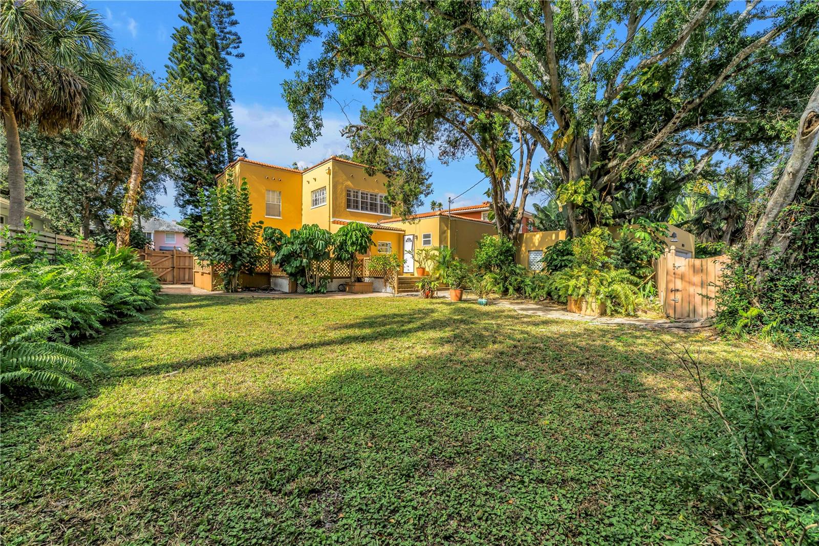 GRANADA TERRACE ADD - Residential