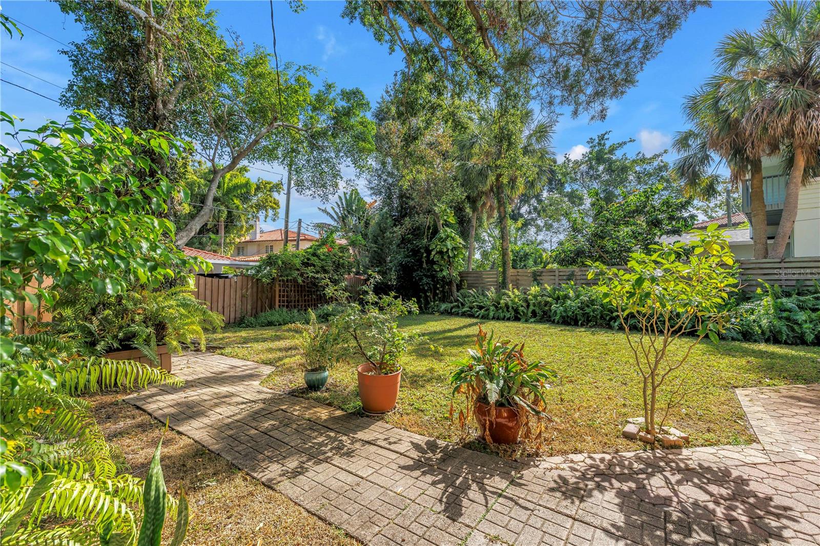 GRANADA TERRACE ADD - Residential