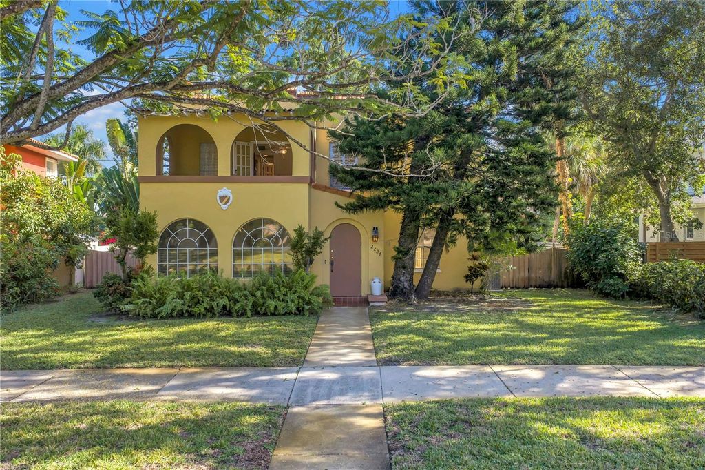 Photo of 2227 Brevard Road NE, St Petersburg, FL 33704 (MLS # TB8447118)