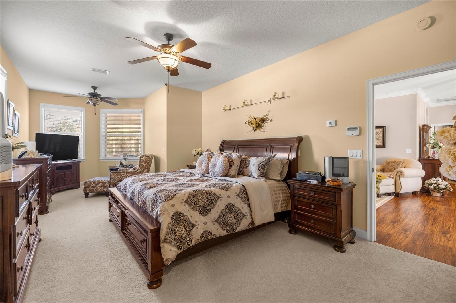 VILLAGES/HIDDEN LAKES VILLAGE - Residential