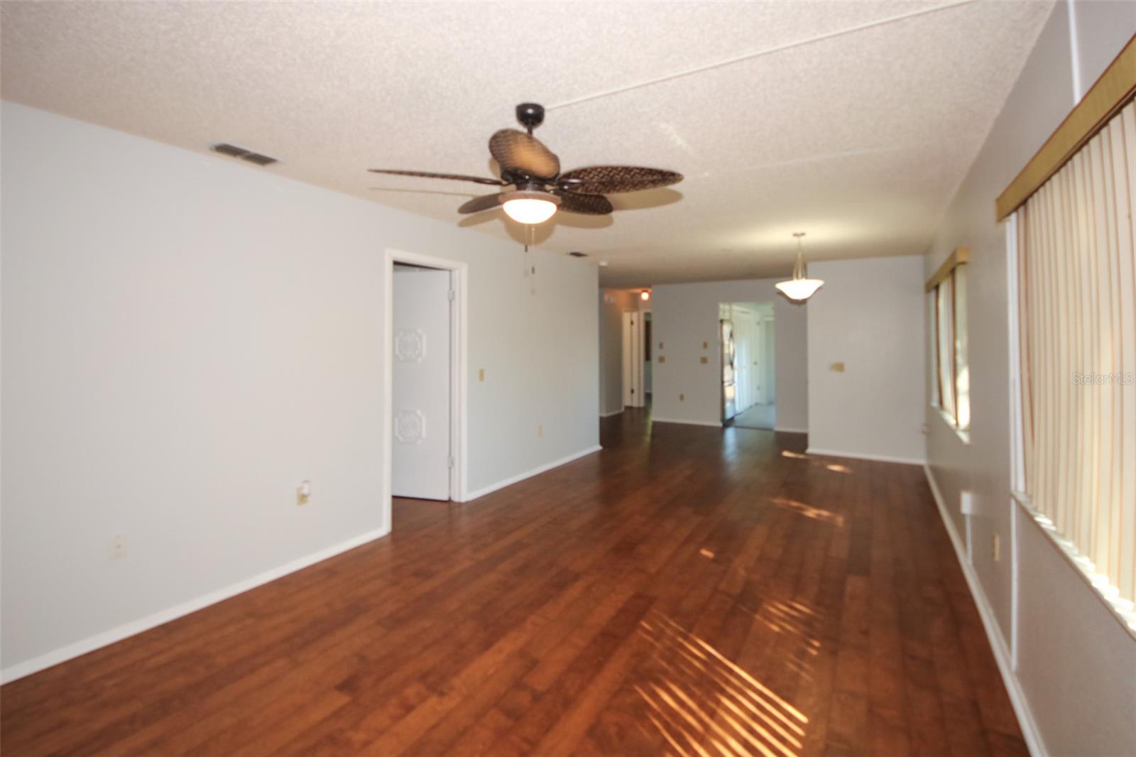 BEACON WOODS WEDGEWOOD CONDO - Residential