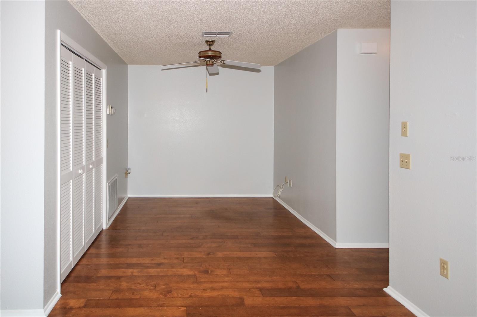 BEACON WOODS WEDGEWOOD CONDO - Residential