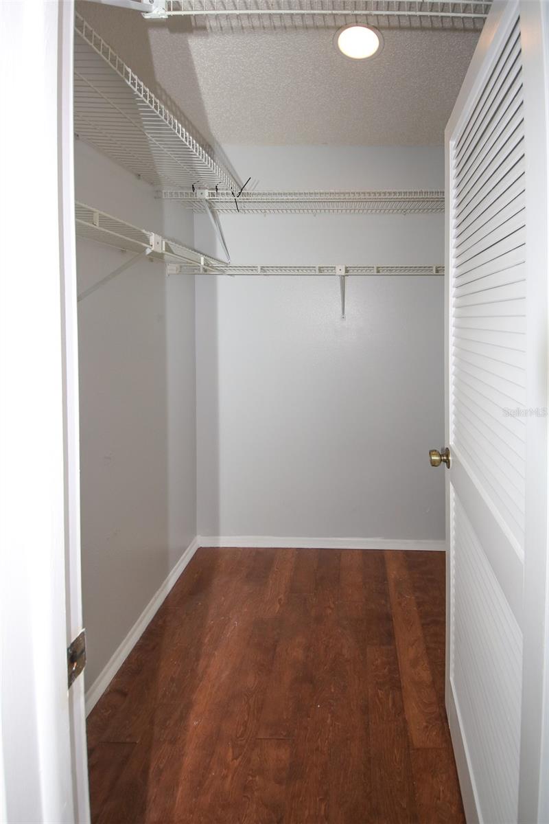 BEACON WOODS WEDGEWOOD CONDO - Residential