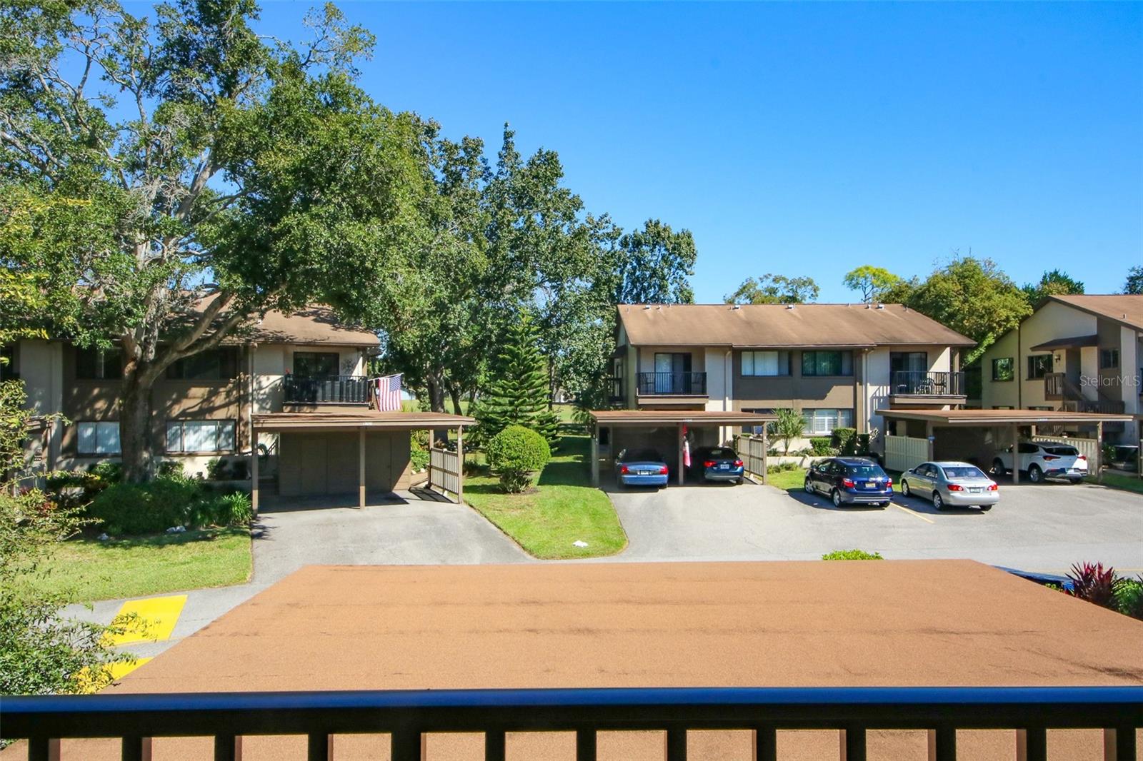 BEACON WOODS WEDGEWOOD CONDO - Residential