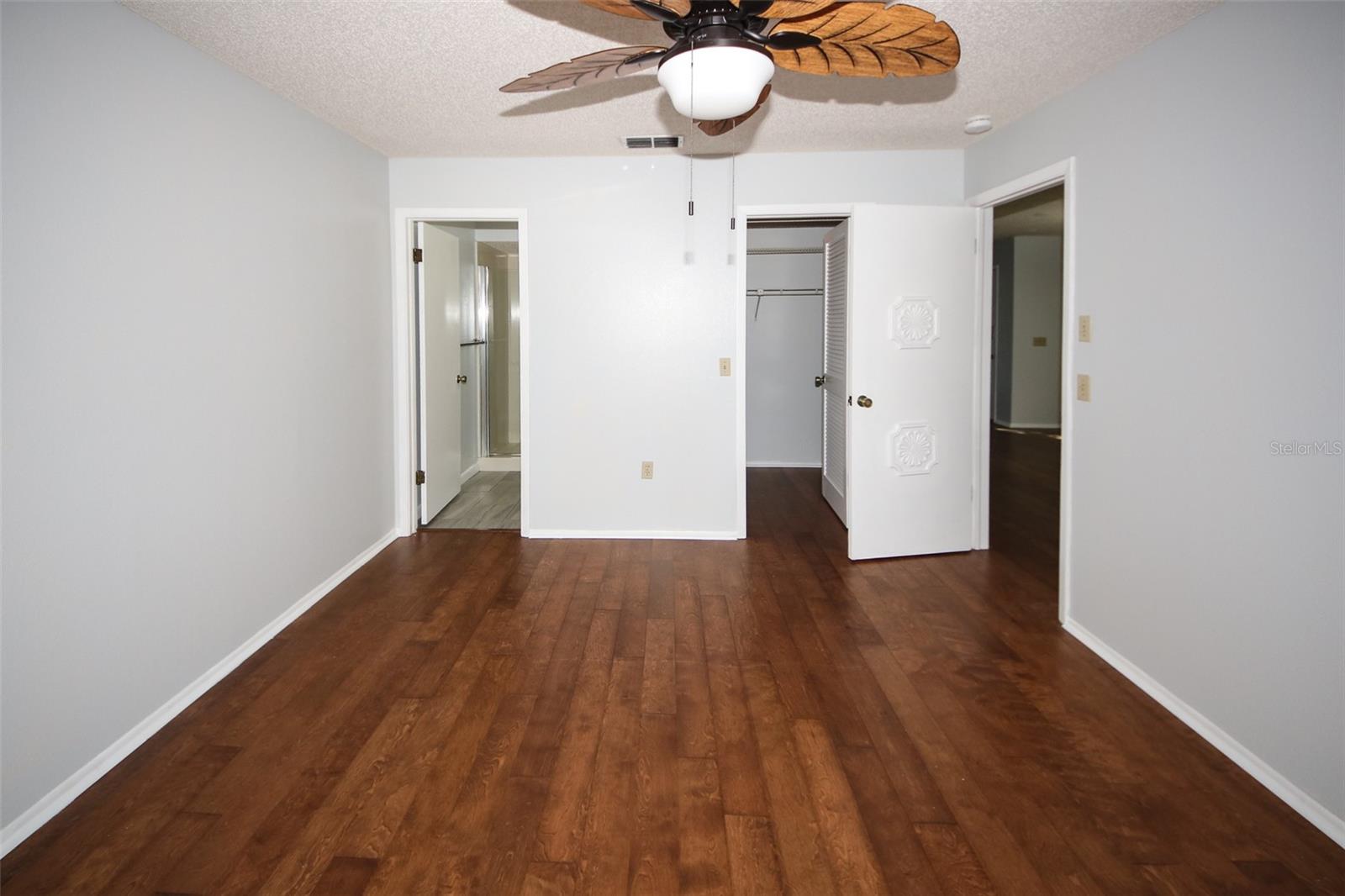 BEACON WOODS WEDGEWOOD CONDO - Residential