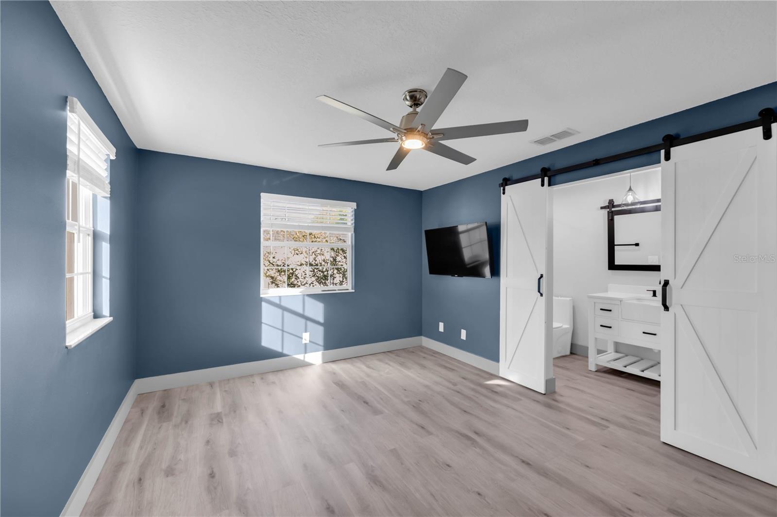 CHATEAUX DU LAC - Residential