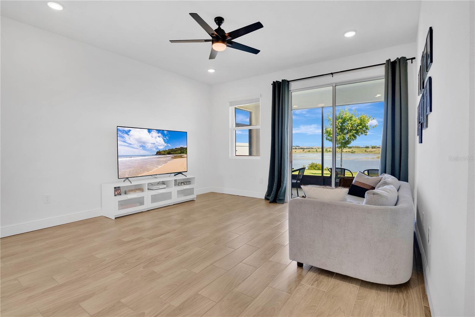 WATERBROOKE PH 4 - Residential Lease