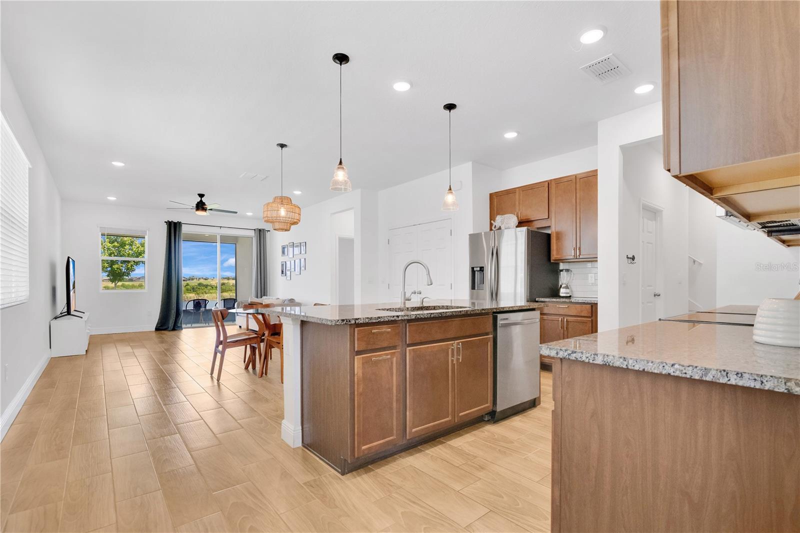 WATERBROOKE PH 4 - Residential Lease