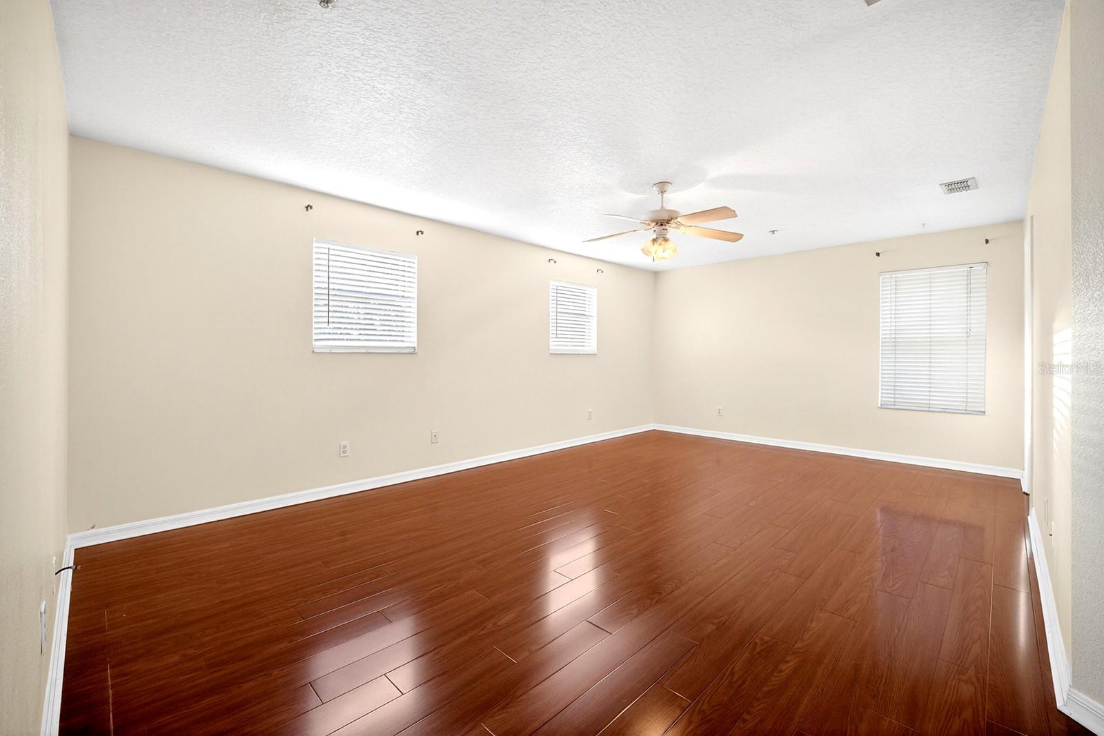 WEKIVA VILLAGE 45/23 - Residential