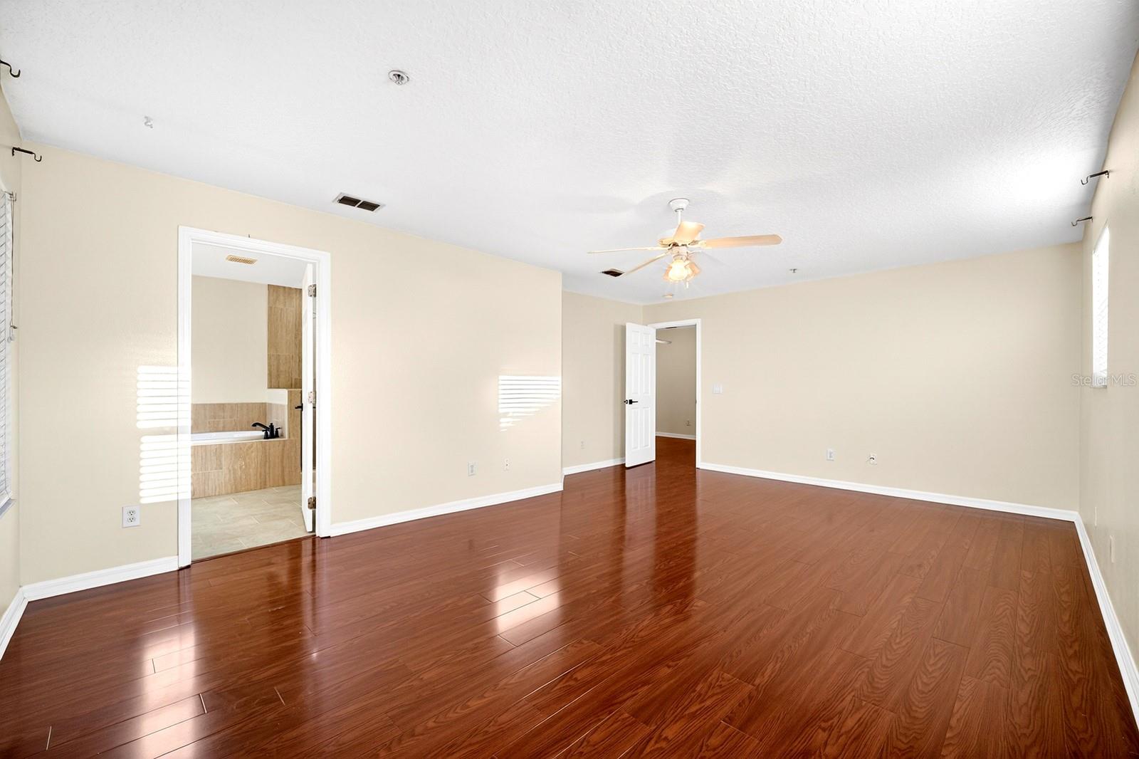 WEKIVA VILLAGE 45/23 - Residential