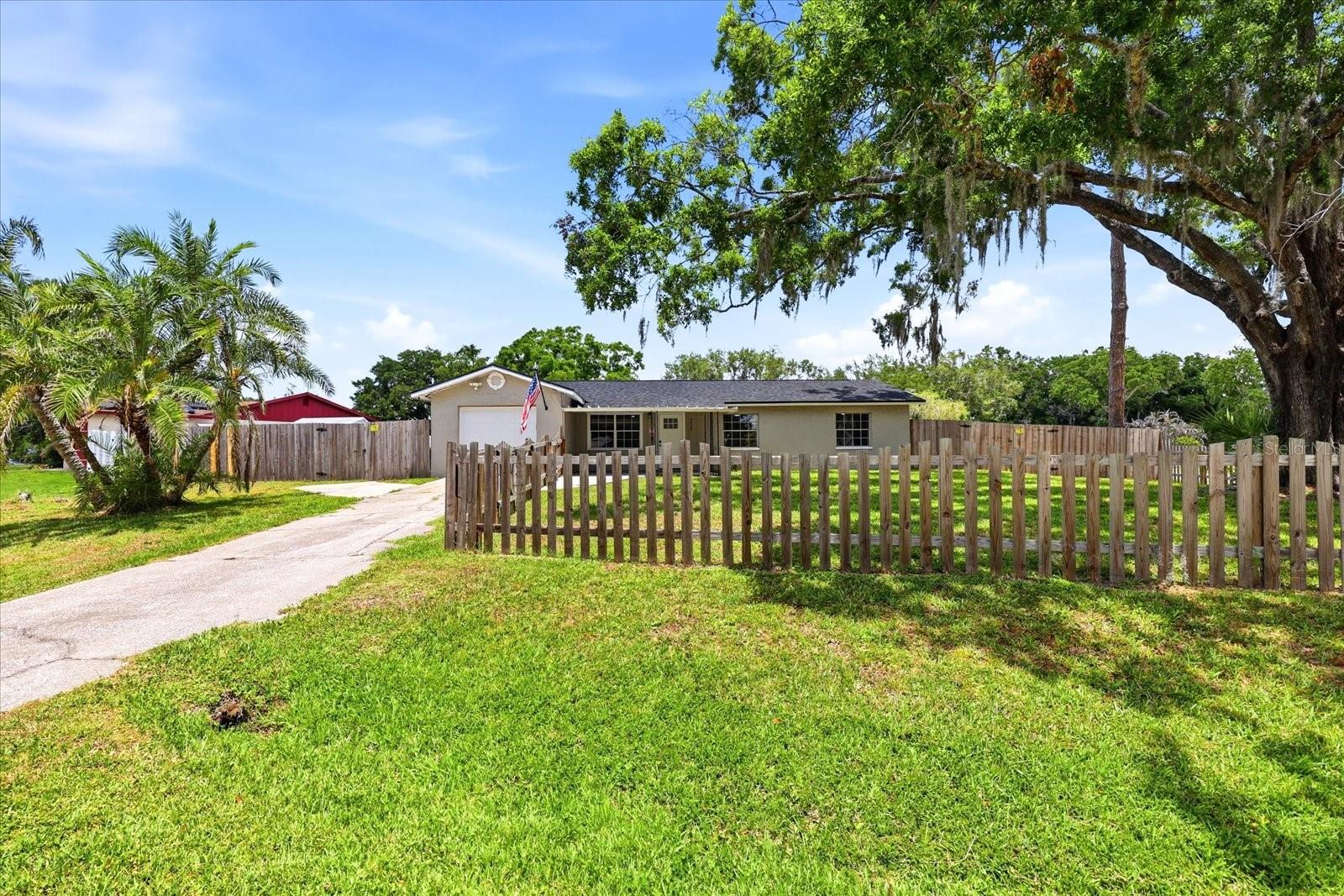LAKE PADGETT SOUTH - Residential