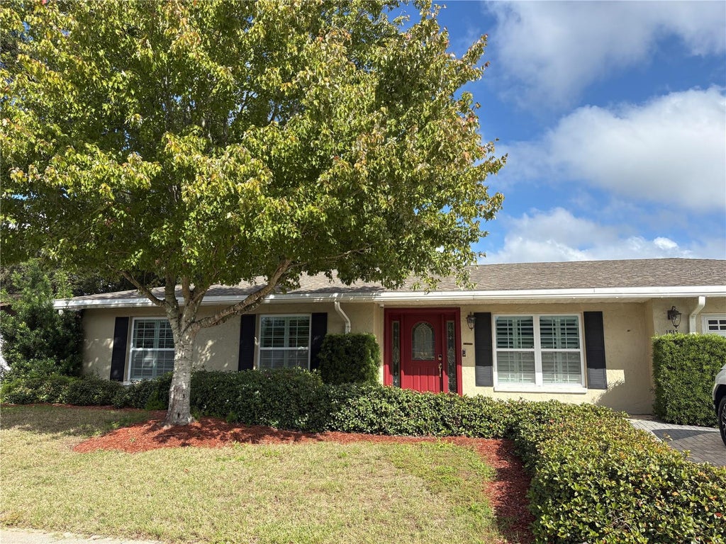 Photo of 1813 Orange Hill Drive, Brandon, FL 33510 (MLS # TB8562940)