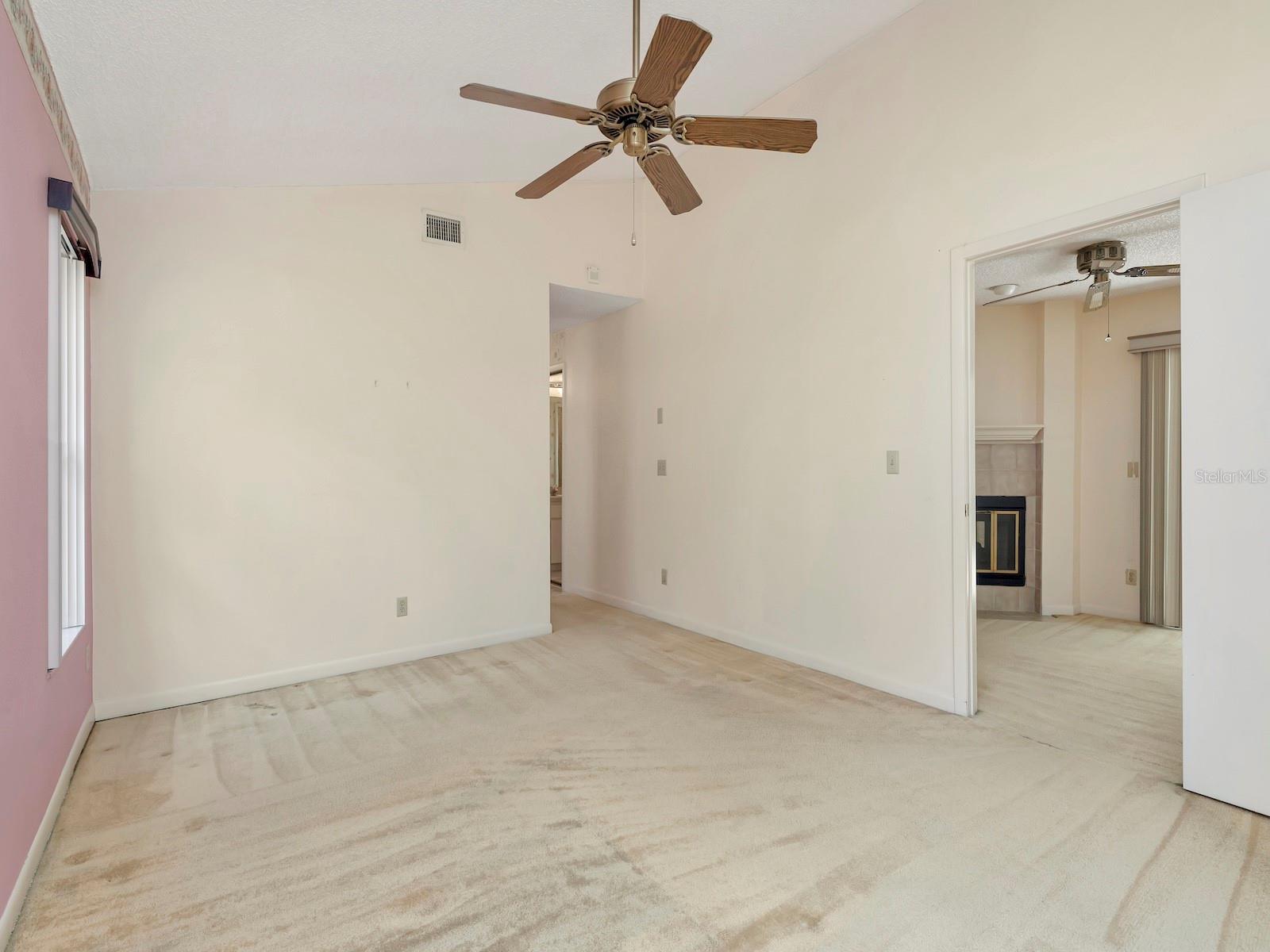 LONGBROOKE SUB UNIT ONE - Residential