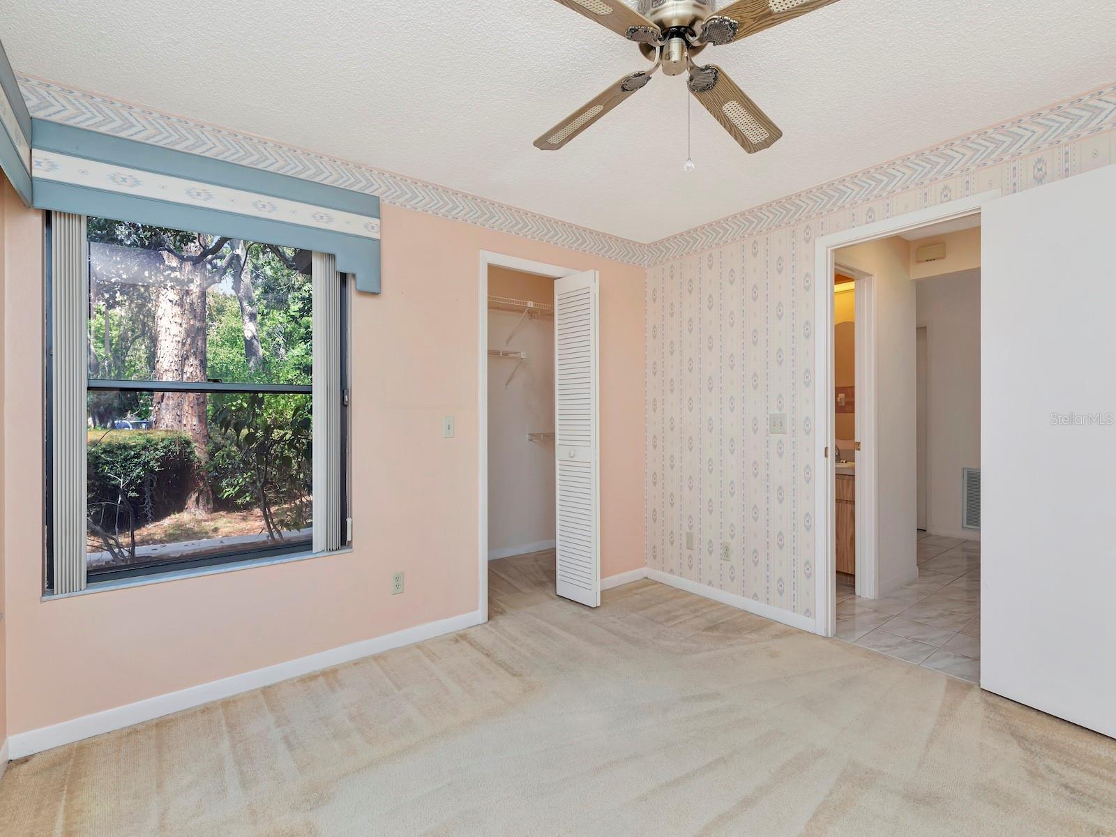 LONGBROOKE SUB UNIT ONE - Residential