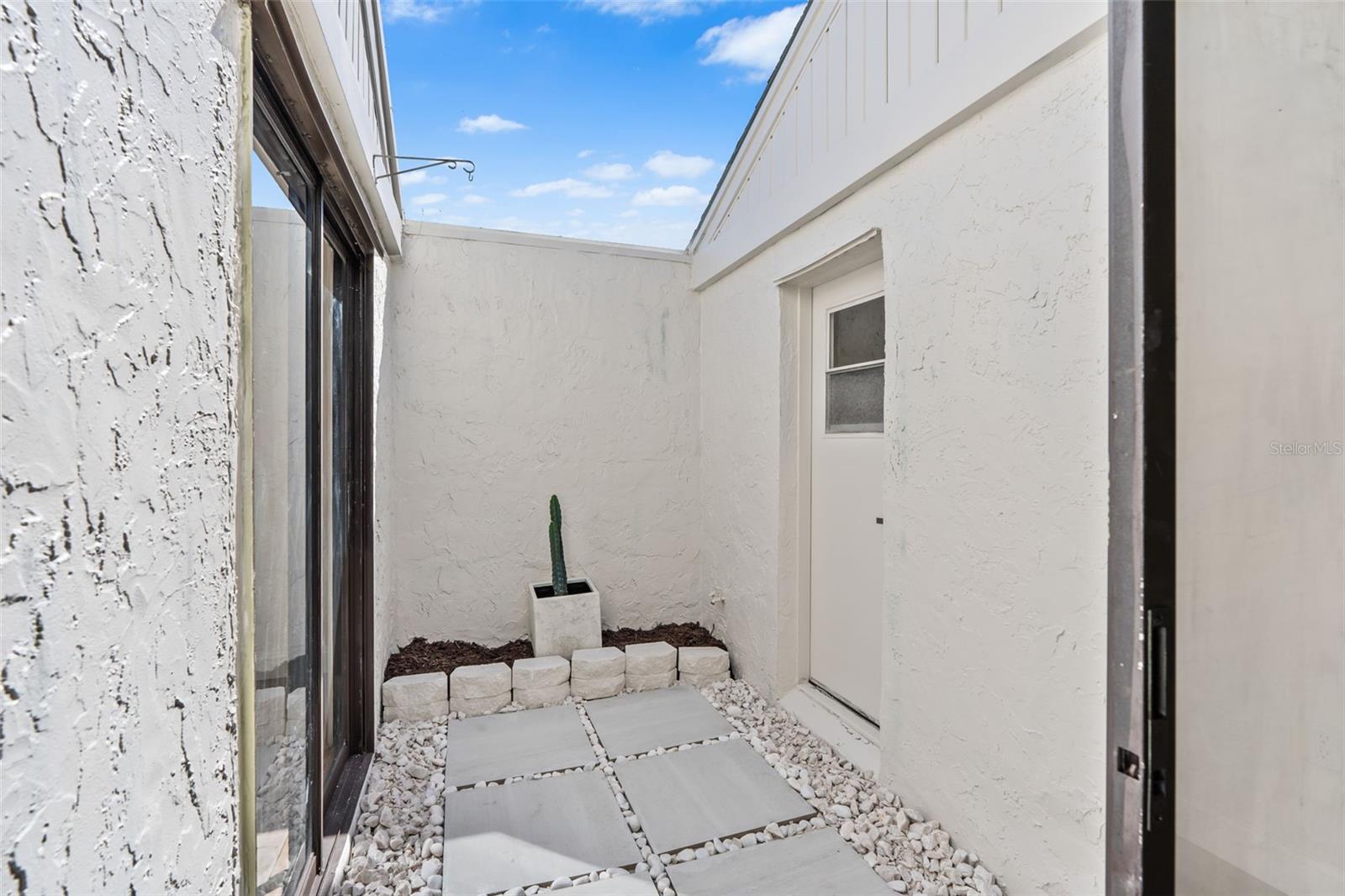 GULF HARBORS WOODLANDS - Residential