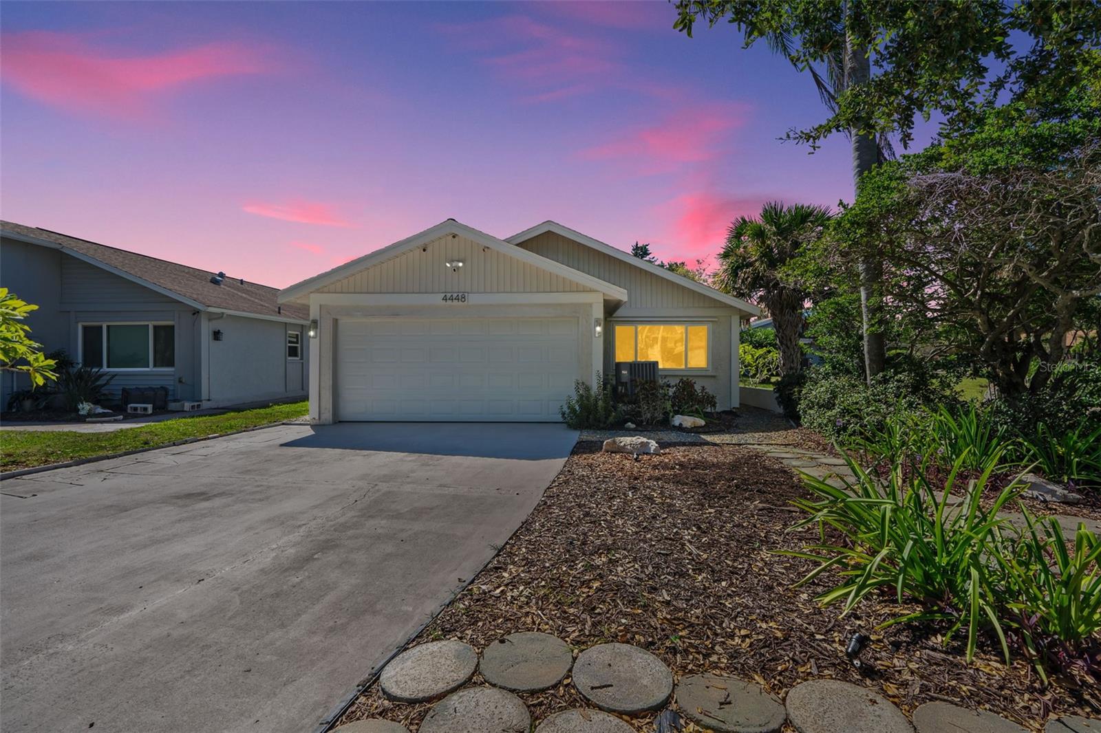 GULF HARBORS WOODLANDS - Residential