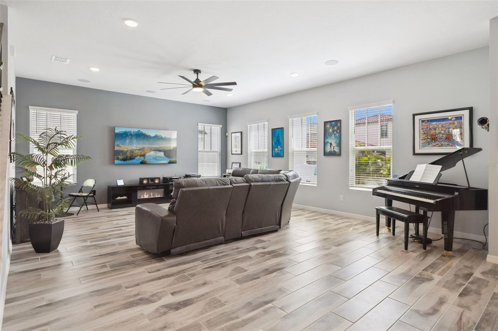 CELEBRATION ISLAND VILLAGE PH 1B - Residential