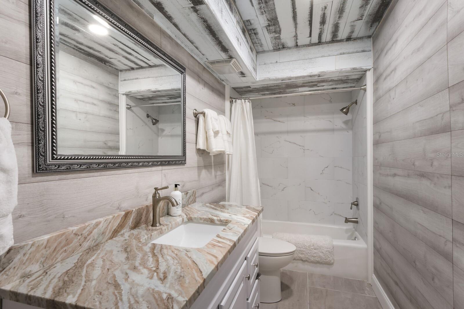 VALENCIA GARDEN III - Residential