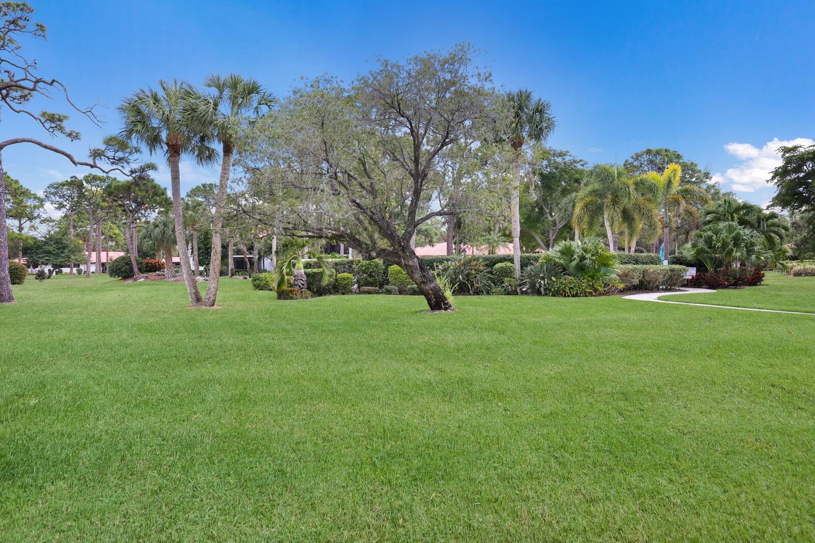 VALENCIA GARDEN III - Residential