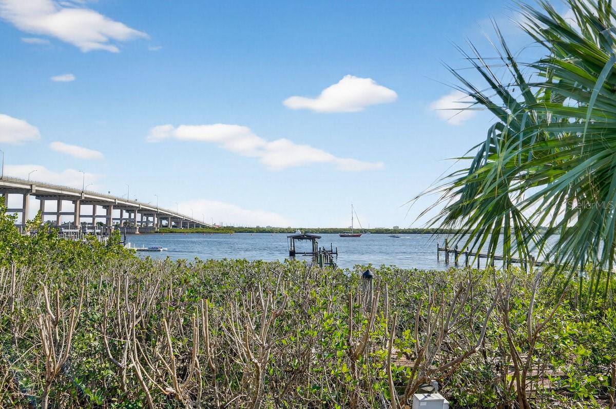 500 S RIVERSIDE DRIVE