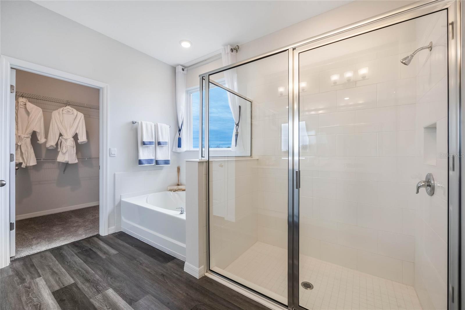 HARMONY WEST - Residential