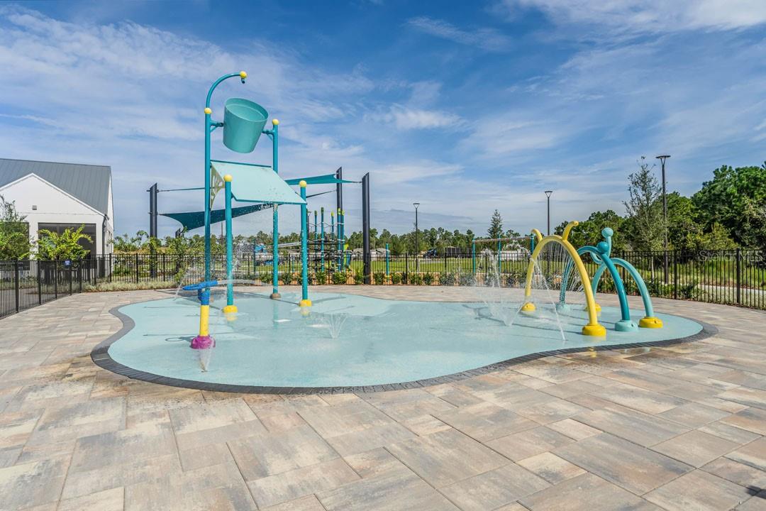 HARMONY WEST - Residential