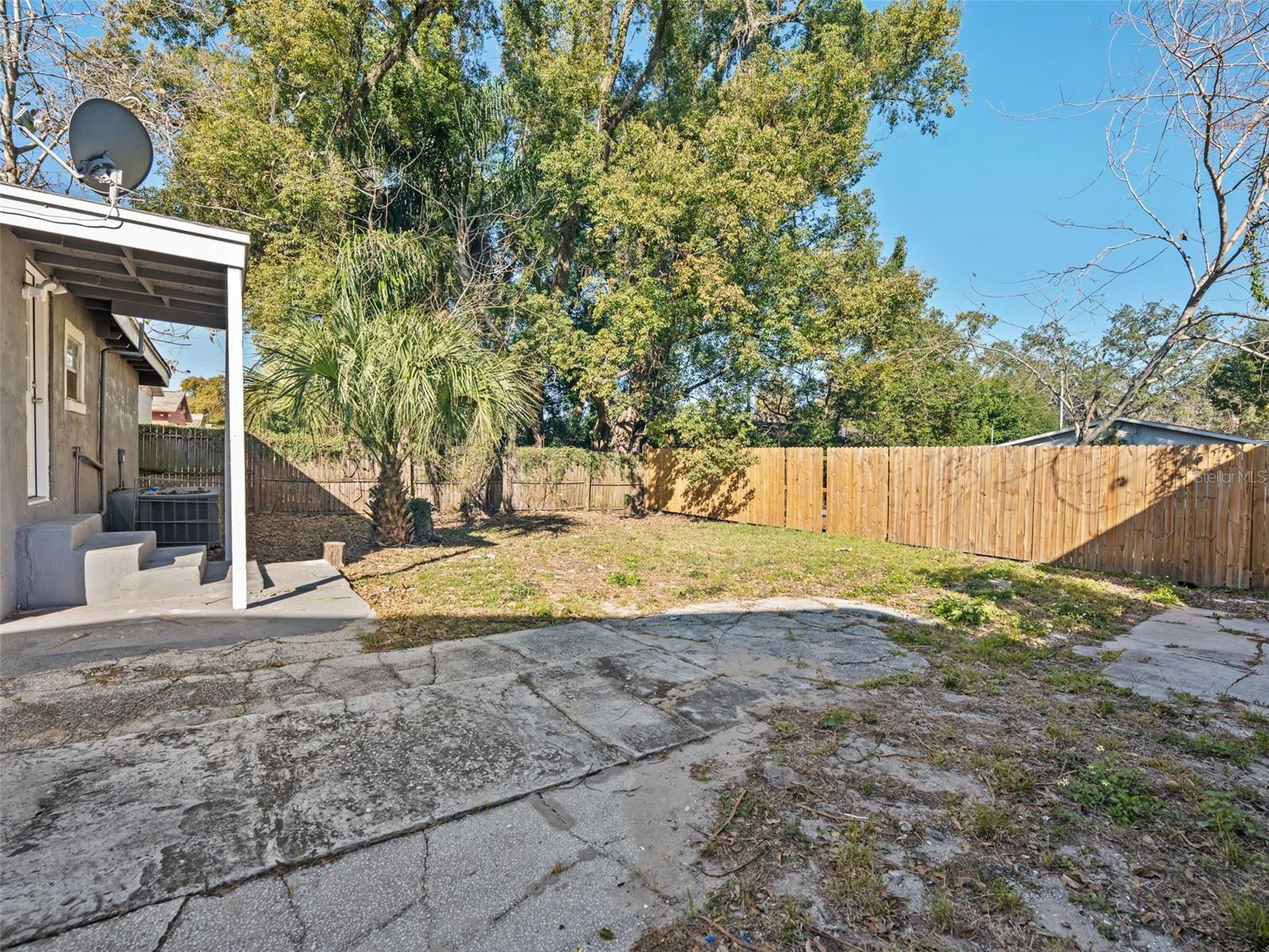 3622 E MOHAWK AVENUE