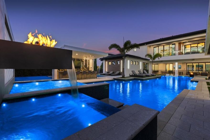 CUSTOM HOME SOLD FULLY FURNISHED