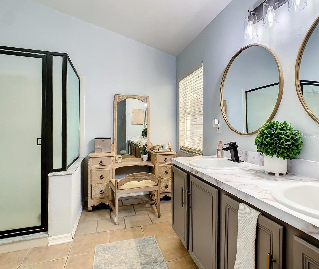 4217 SKY FLOWER LANE