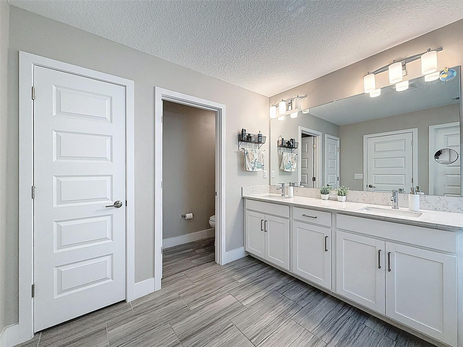 MITCHELL 54 WEST PH 3 RESIDENT - Residential