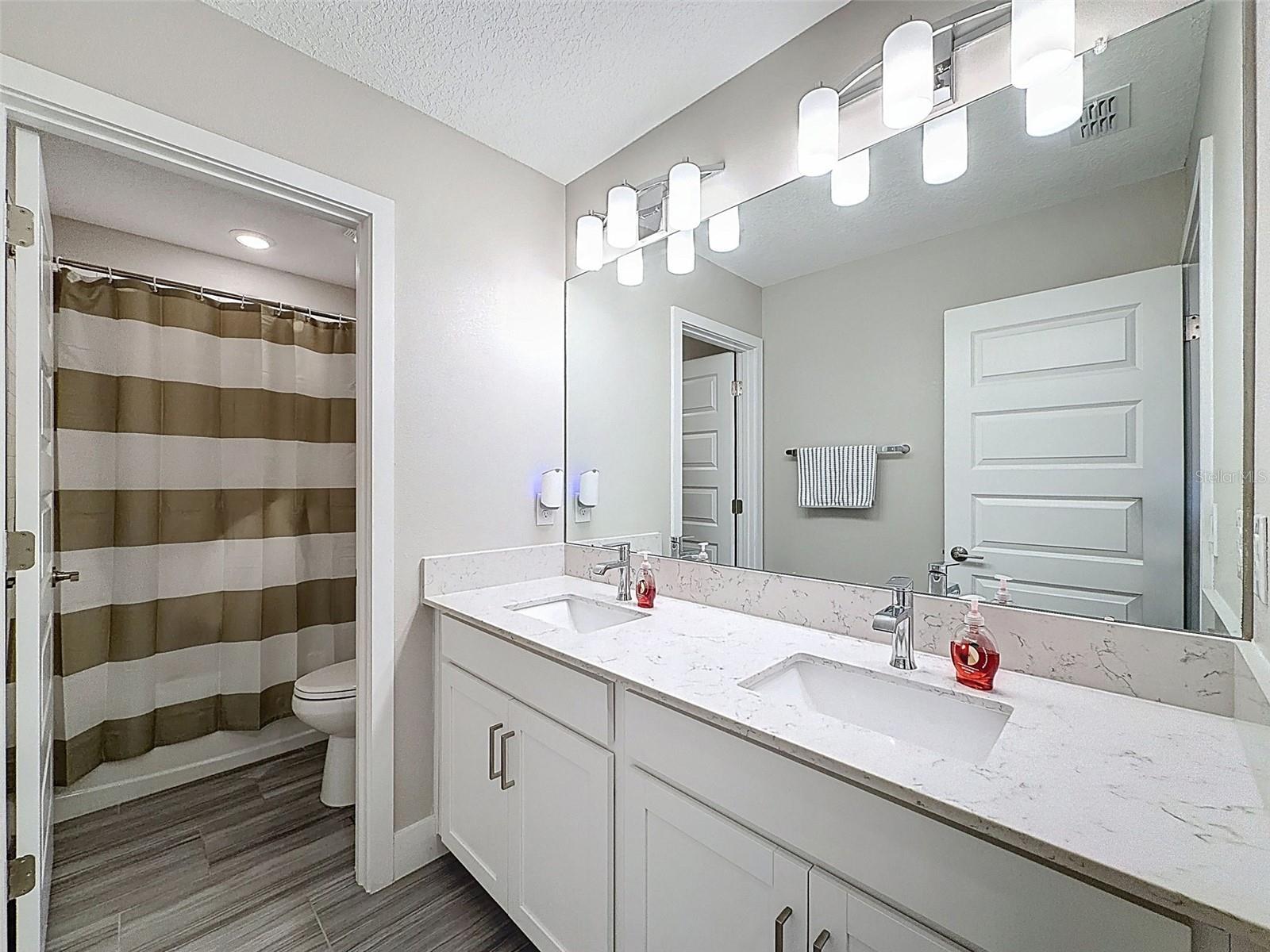 MITCHELL 54 WEST PH 3 RESIDENT - Residential