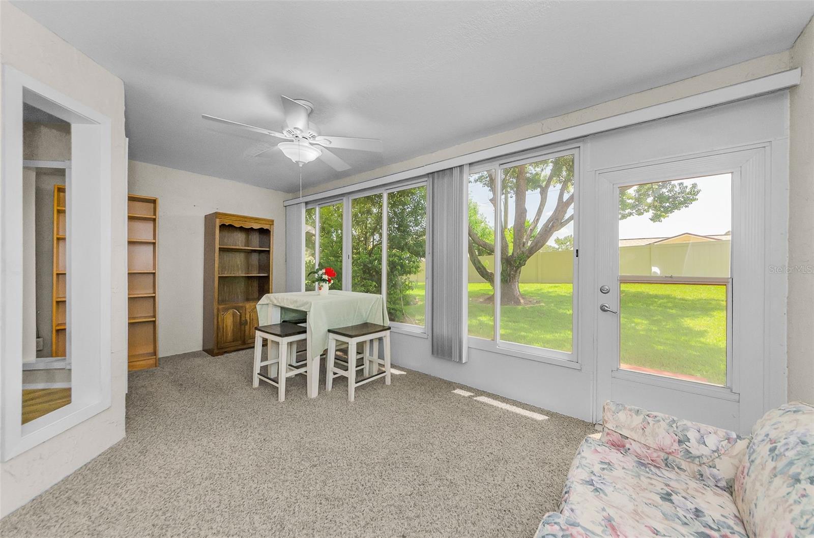 CHATEAU VILLAGE CONDO 05 - Residential