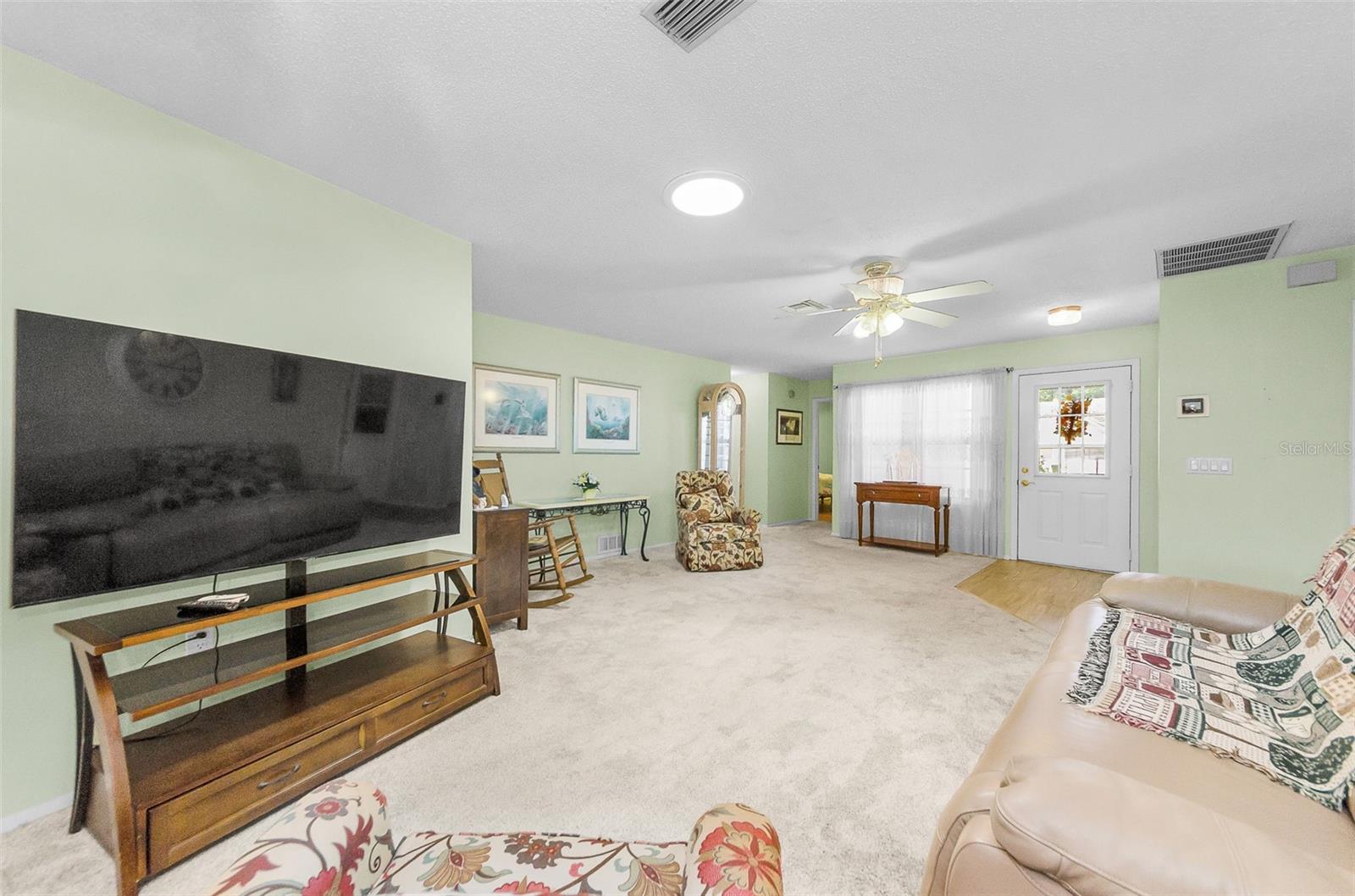 CHATEAU VILLAGE CONDO 05 - Residential