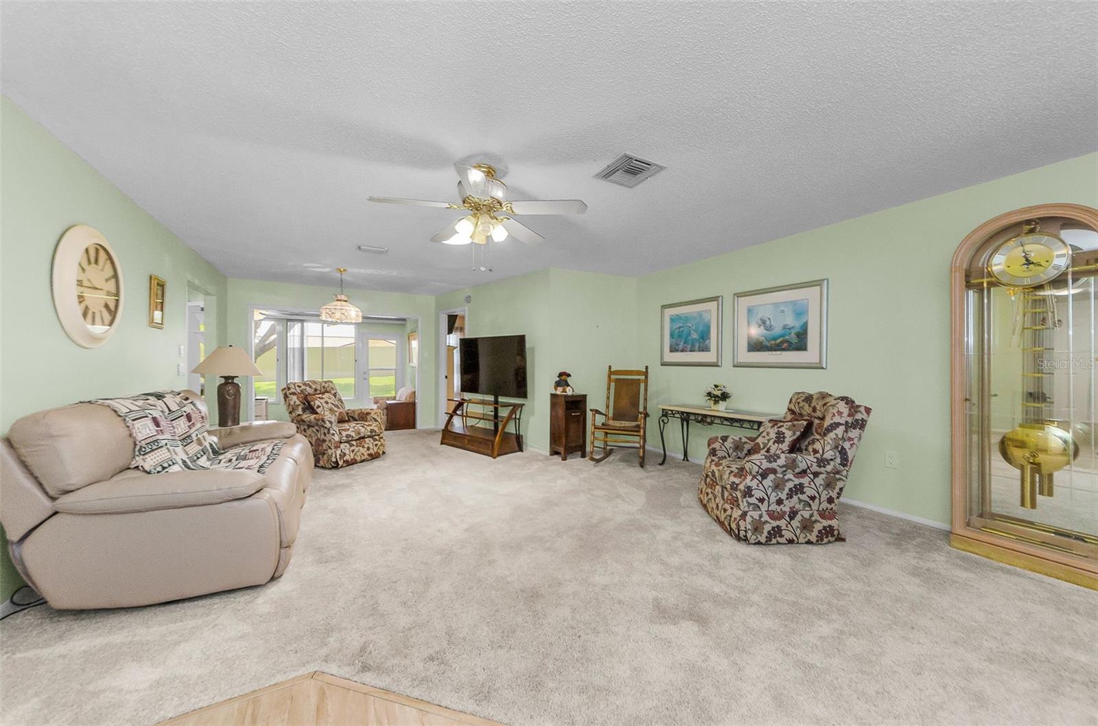 CHATEAU VILLAGE CONDO 05 - Residential