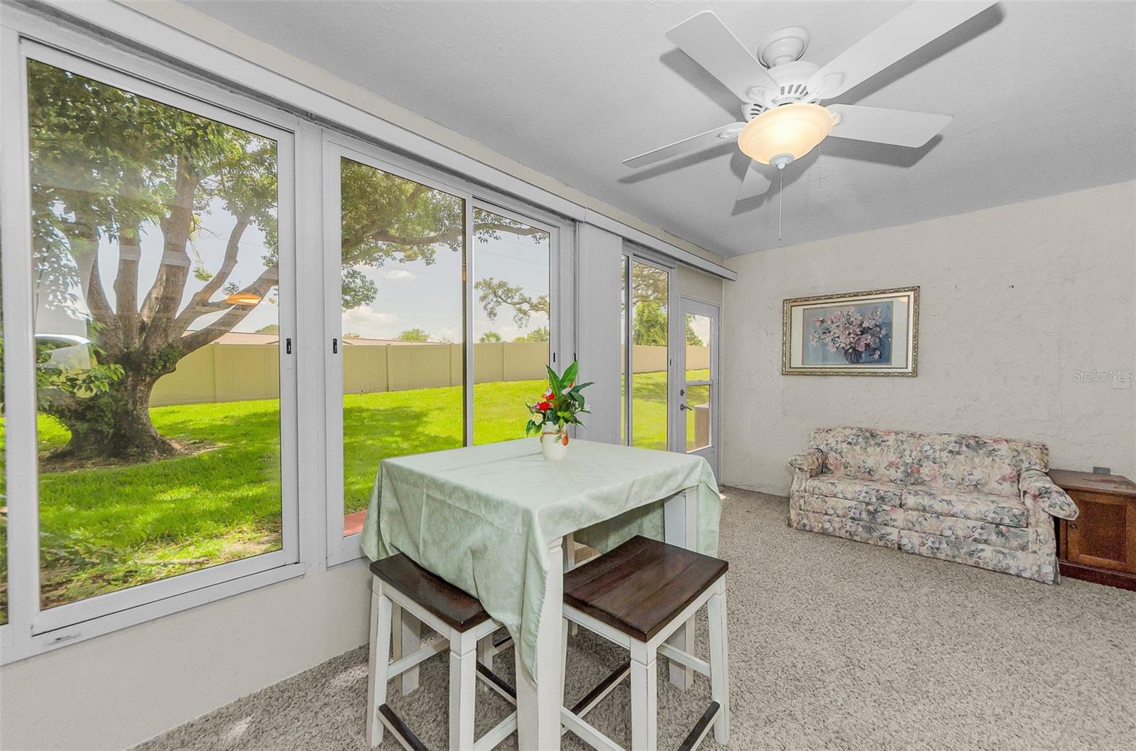 CHATEAU VILLAGE CONDO 05 - Residential