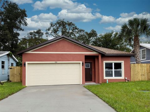 Photo of 1510 Granada Avenue, Daytona Beach, FL 32117 (MLS # V4943772)