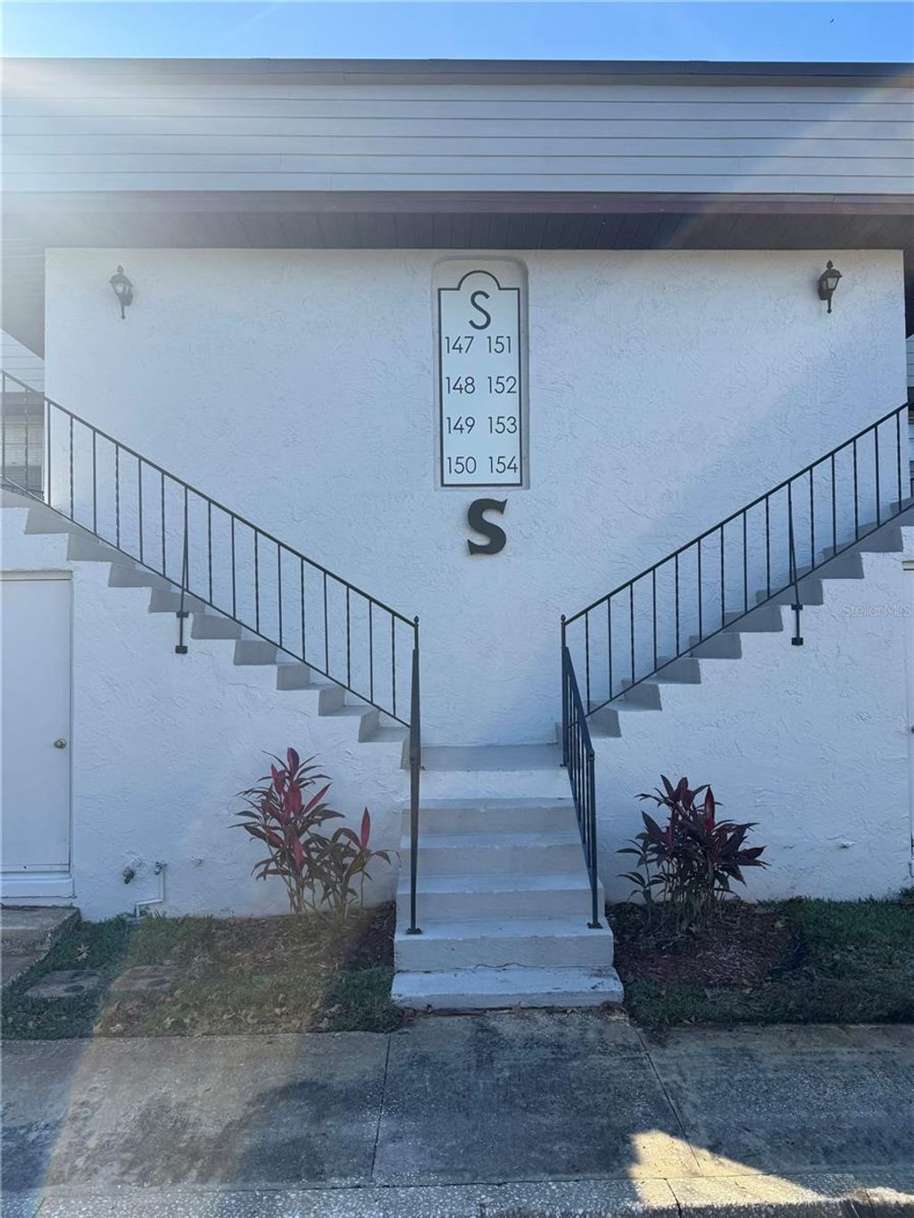 Photo of 150 Windtree Lane #150, Winter Garden, FL 34787 (MLS # O6365343)