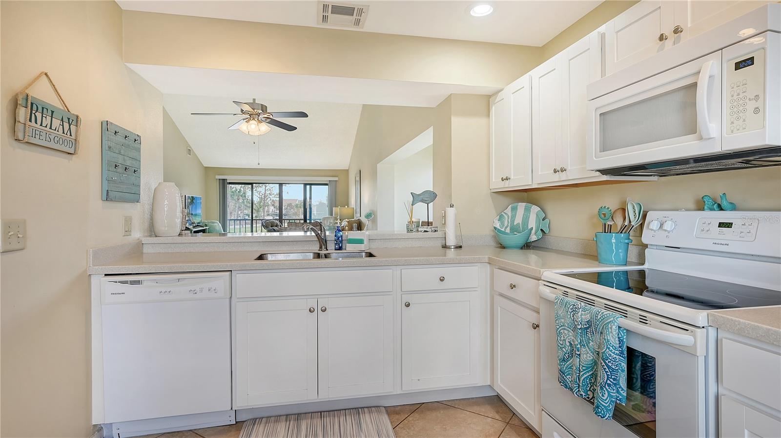 BIRD BAY II - Residential