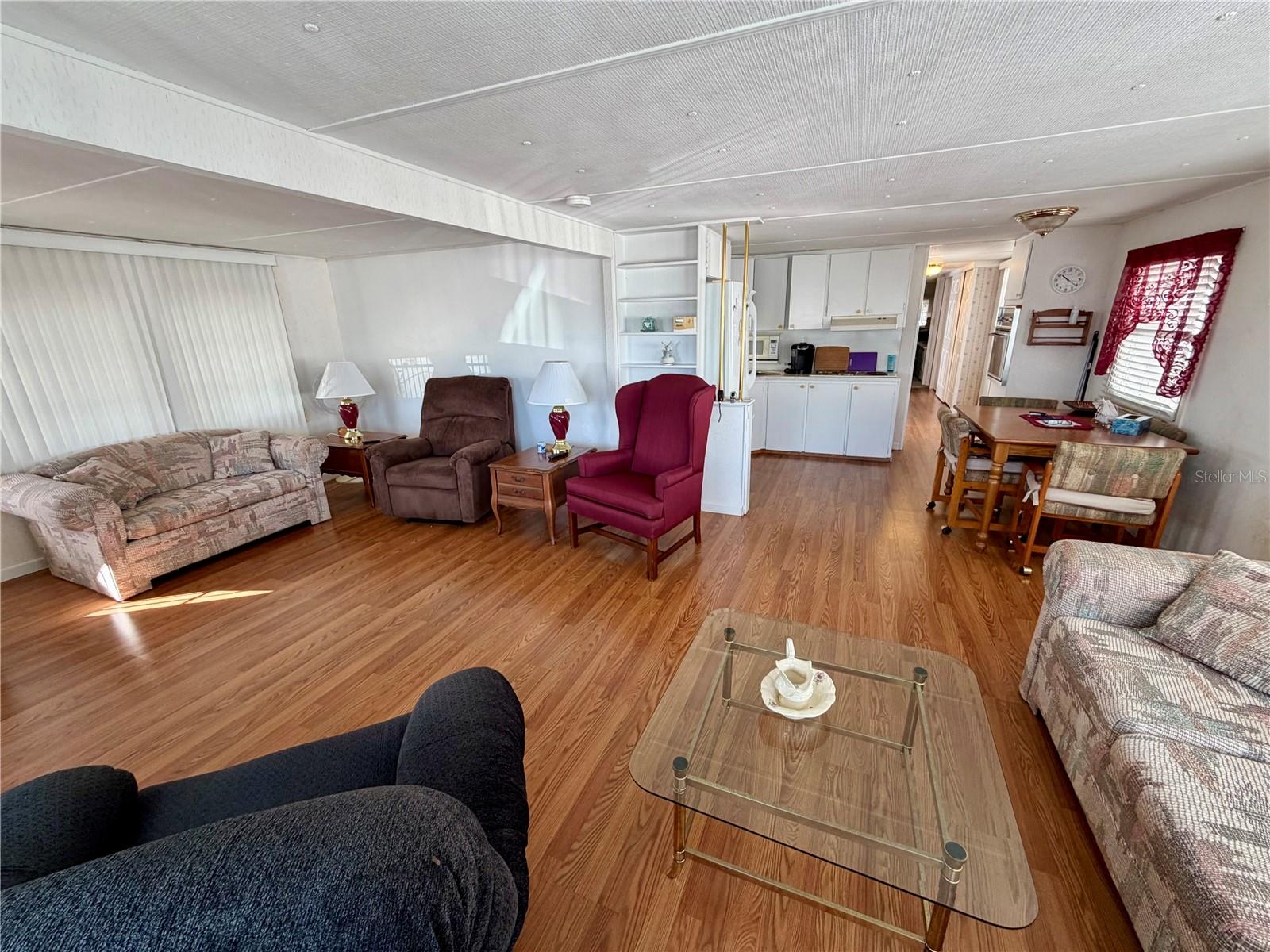 SUNSET PALMS UNREC - Residential