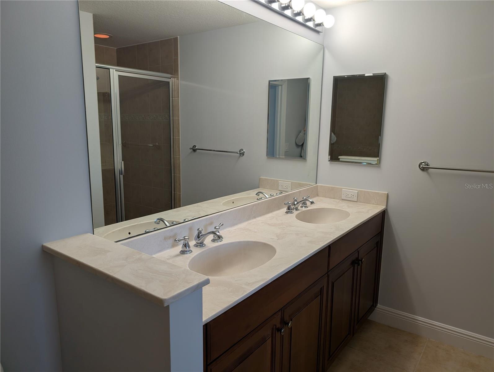 ALINARI - Residential