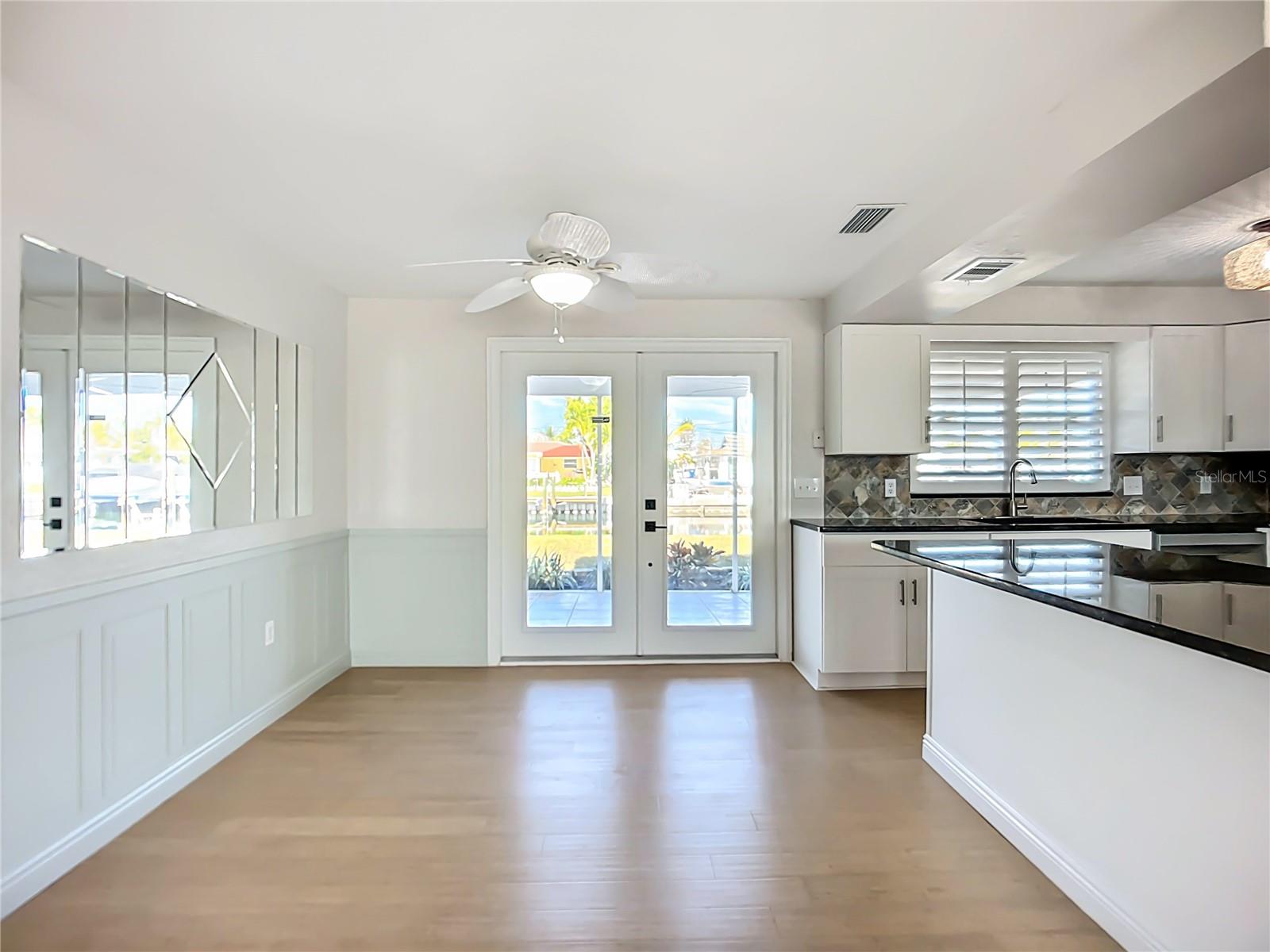 KEY ROYALE 11TH ADD - Residential