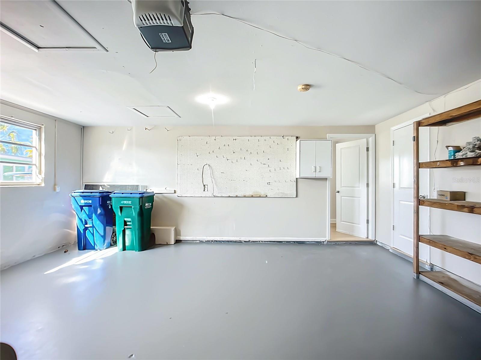 KEY ROYALE 11TH ADD - Residential