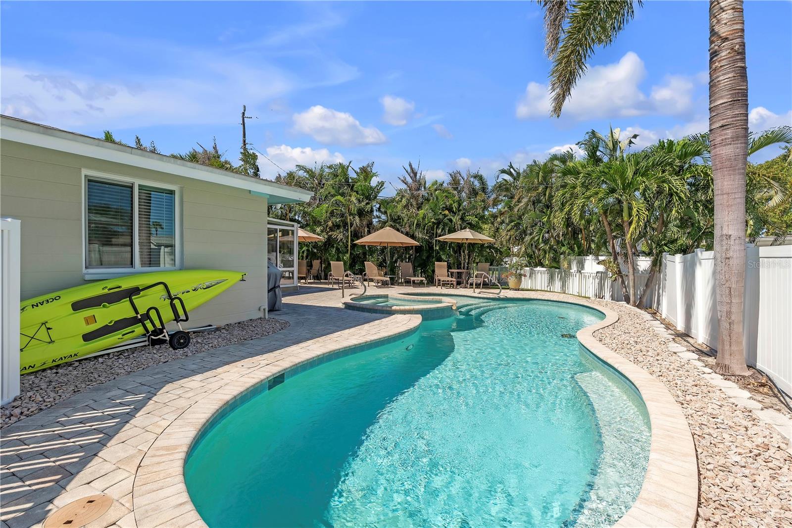 HOLMES BEACH 33RD UNIT - Residential