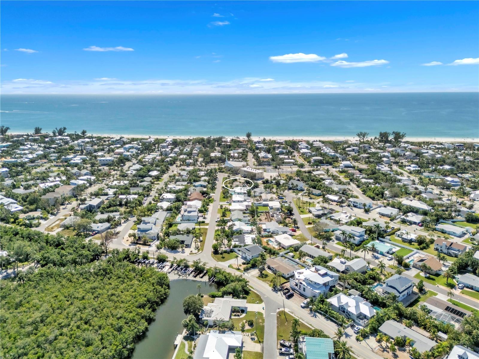 HOLMES BEACH 33RD UNIT - Residential