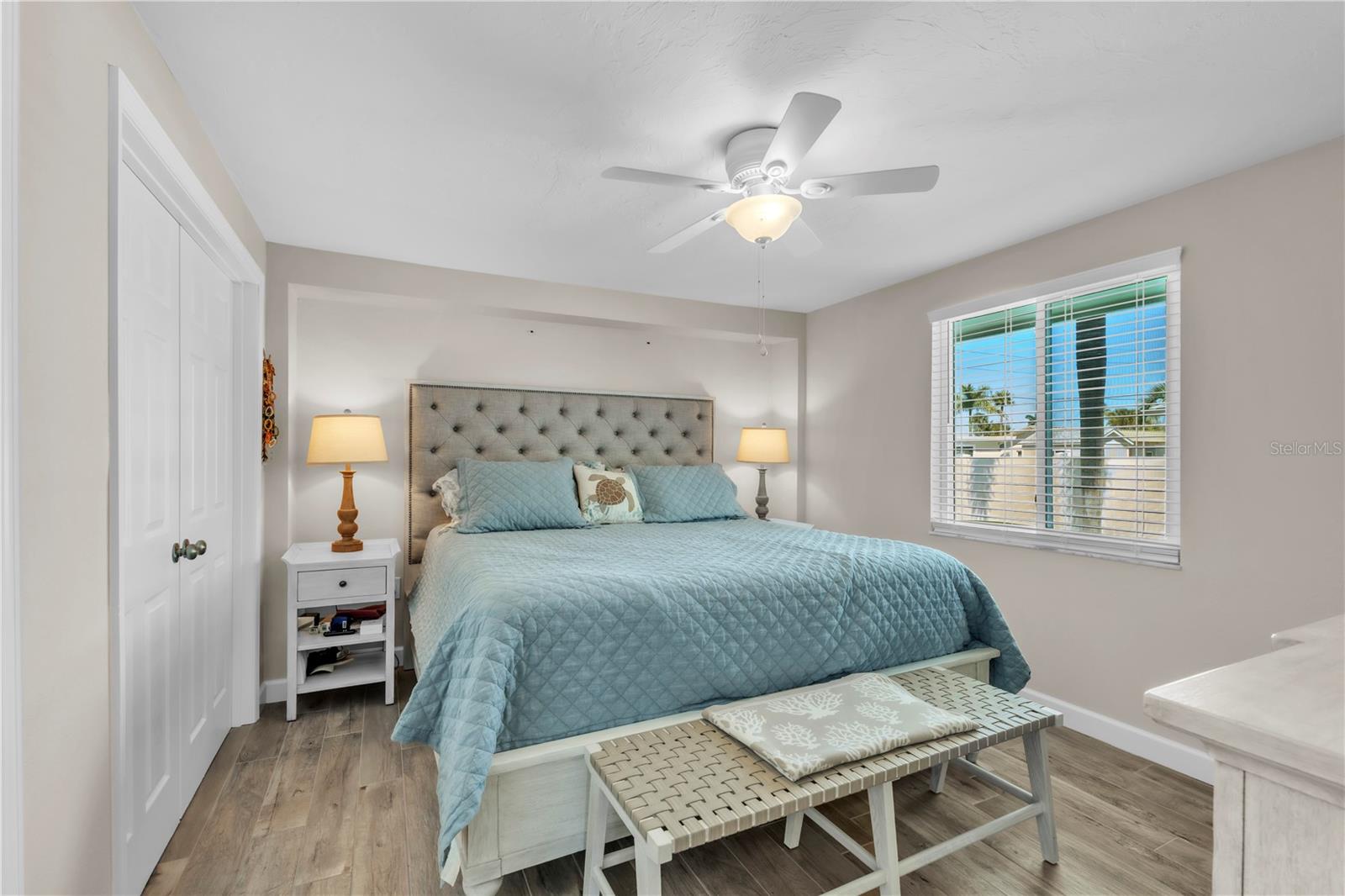 HOLMES BEACH 33RD UNIT - Residential