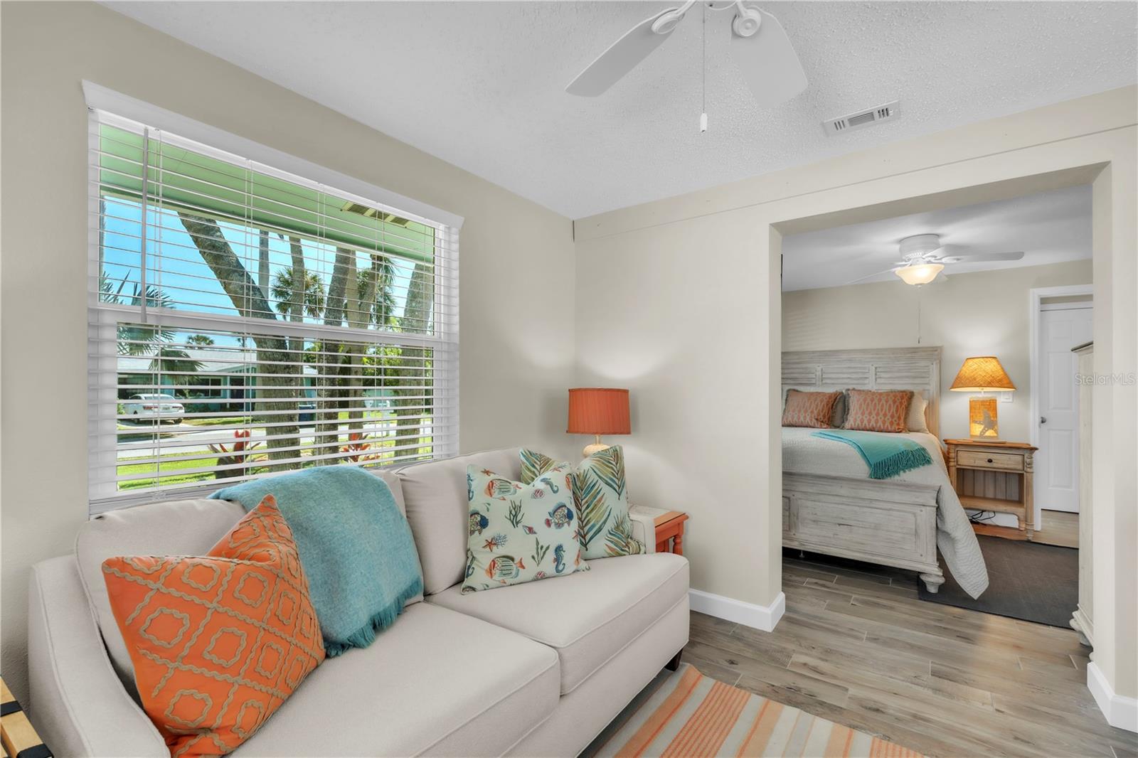 HOLMES BEACH 33RD UNIT - Residential